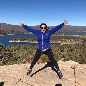 Meet your Posher, Ana